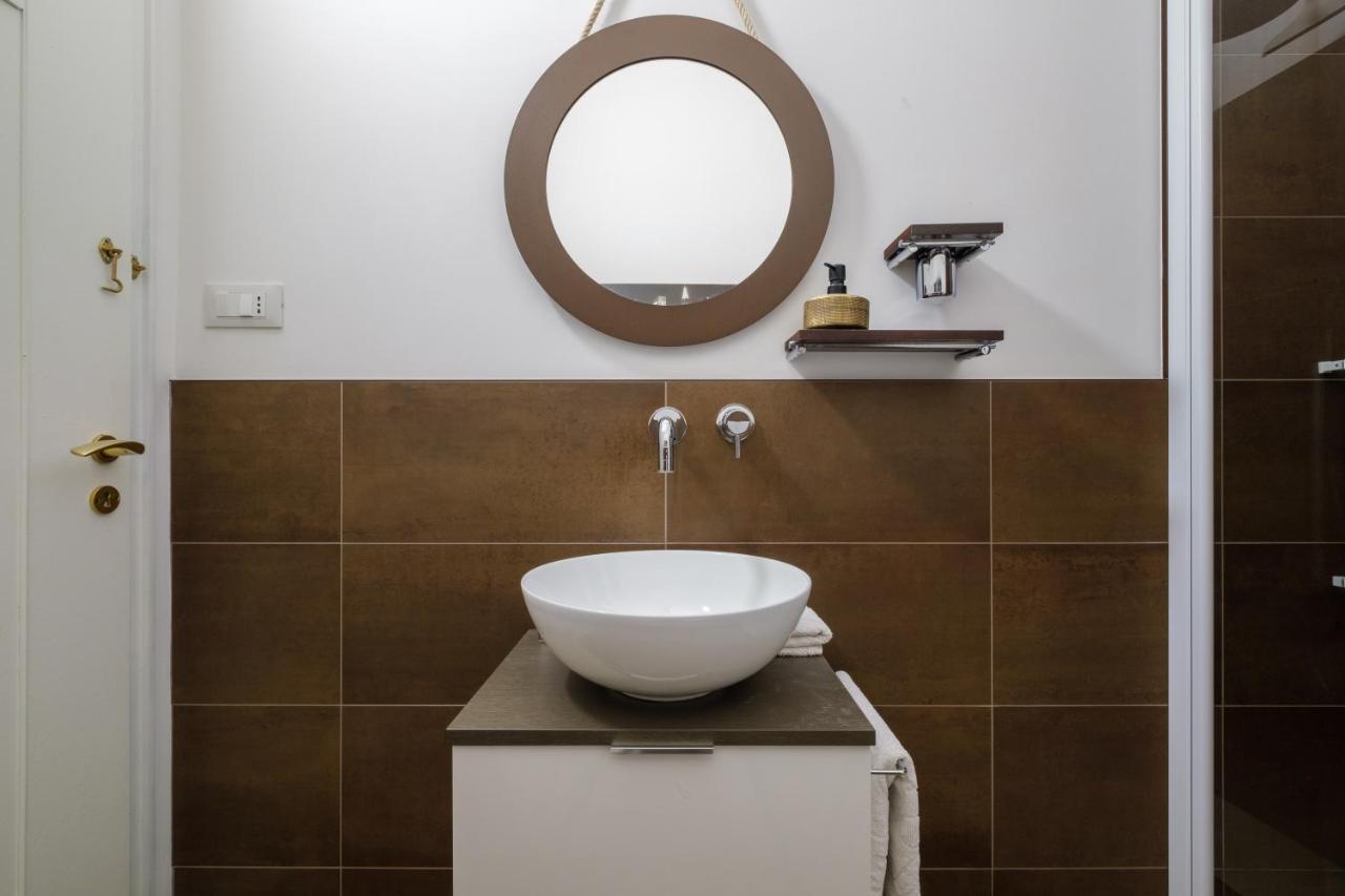Fabula Rooms 3 Suites With Private Bathroom Bologna Kültér fotó