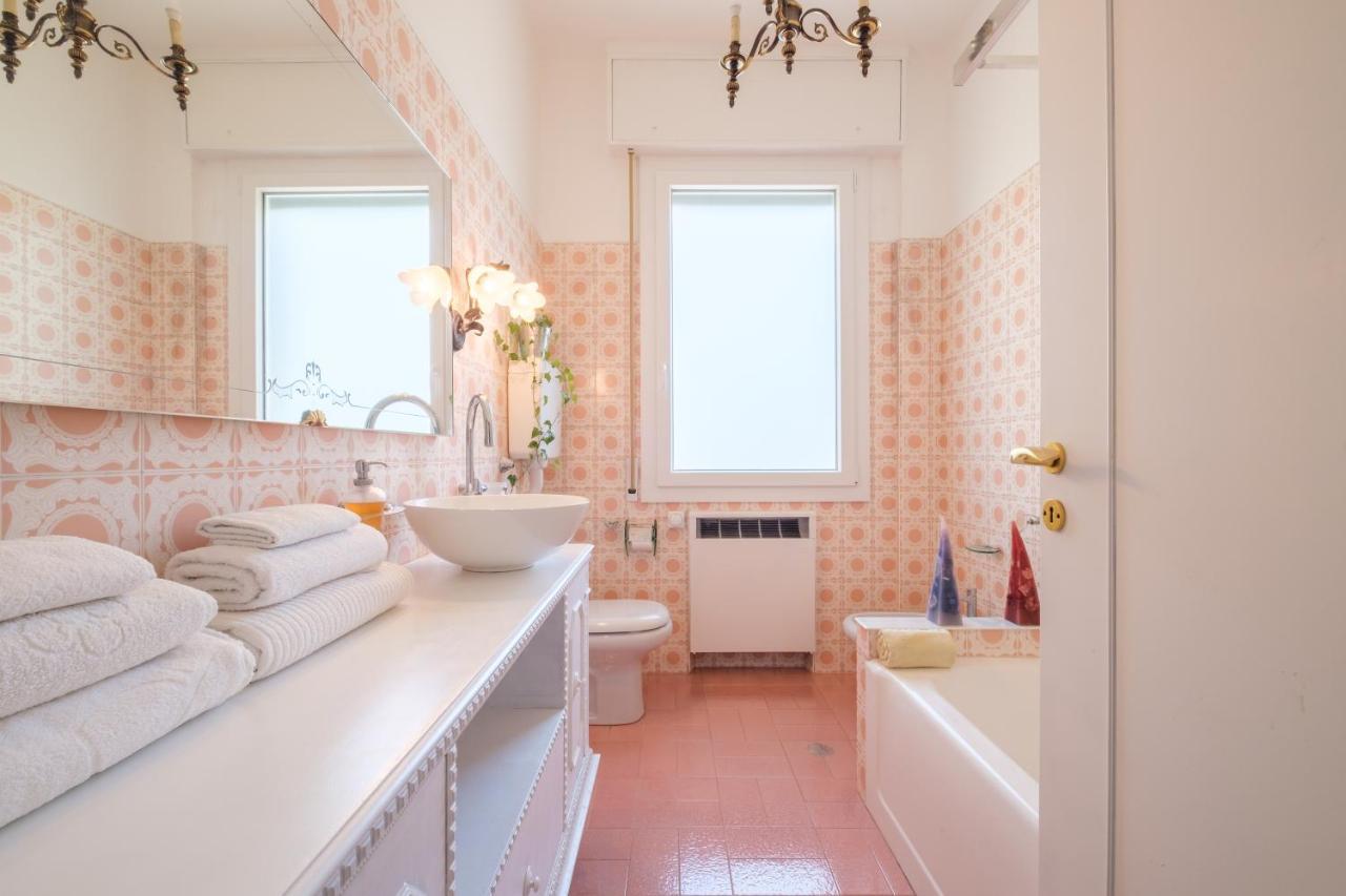Fabula Rooms 3 Suites With Private Bathroom Bologna Kültér fotó