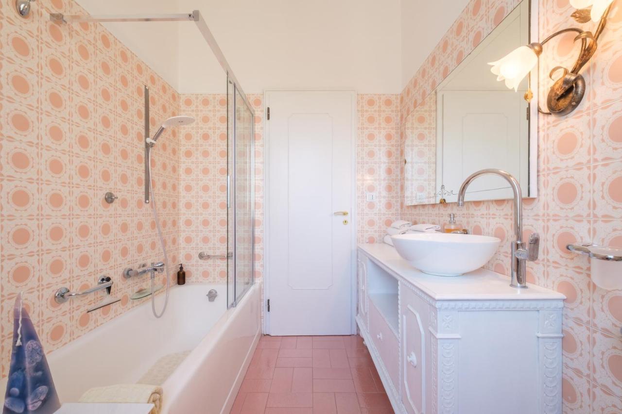 Fabula Rooms 3 Suites With Private Bathroom Bologna Kültér fotó
